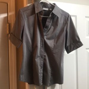 New York & company grey collared shirt Medium
